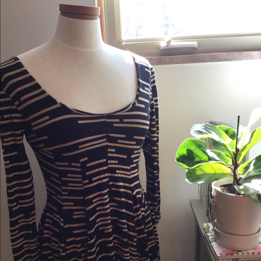 Anthropology Dress HD in Paris
